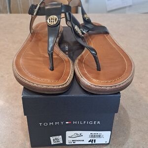 Tommy Hilfiger Women's Black and Brown Sandals